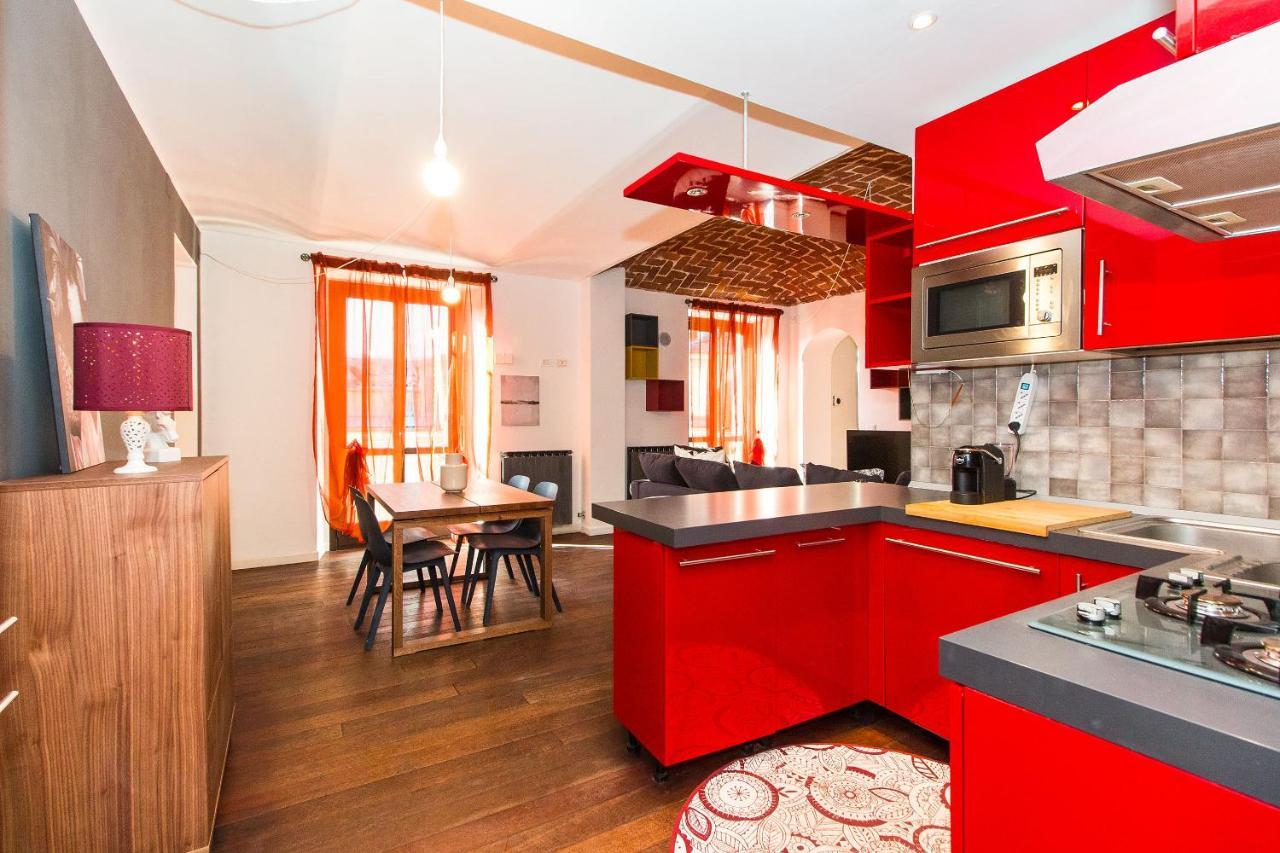 Colorful Statuto Square Design Apart Apartment Turin Luaran gambar