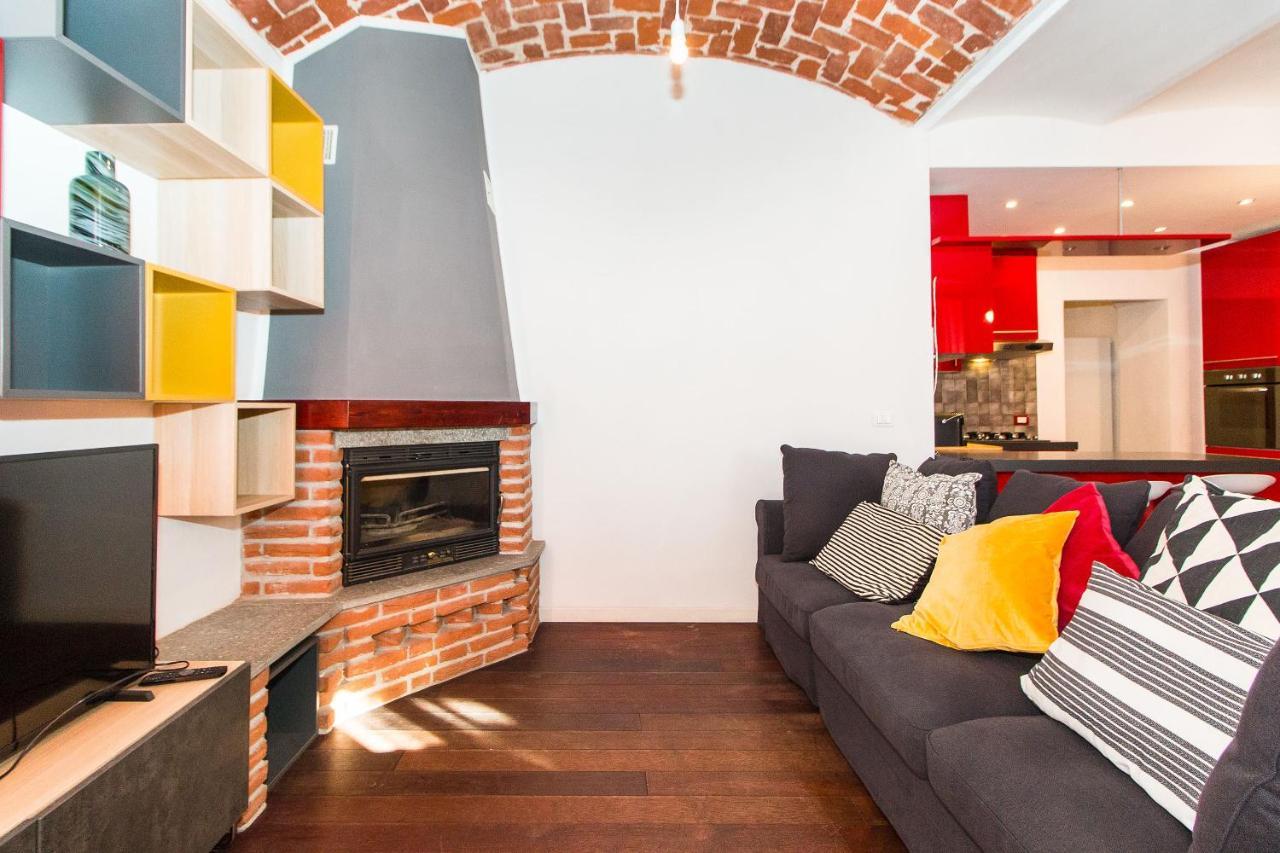 Colorful Statuto Square Design Apart Apartment Turin Luaran gambar